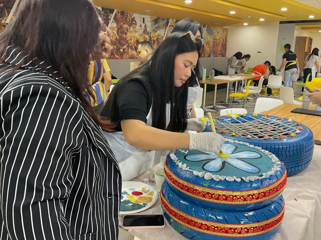 Team CSR tyre-painting activity